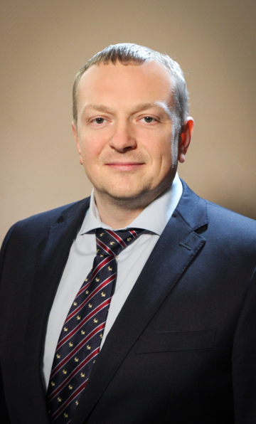 Деканат по работе с иностранными обучающимися<br><span style="color: #041B1B">Пузырев Виктор Геннадьевич</span>