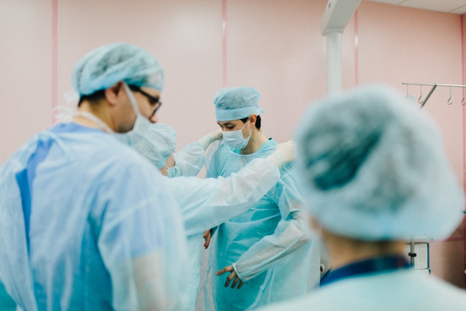 <span style="color: rgb(31, 31, 31);">Хирурги</span>